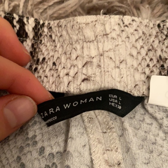 Flared pants - Picture 2 of 2